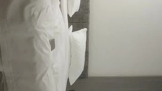 久久丫av无码-SDJS-199 SOD女子社員 身バレNG人妻社員 「家族もいるので…」と今までマジで一度も撮らせてもらえなか