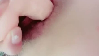 日韩欧美不卡一区二区高清-vavababy 面 試 畢 業 生 被 颻 渴 的 OL約 到 旅 館 脫 下 褲 子 吃 各 種 姿 勢 狂 抽 猛 送 全 部 射 嘴 巴 吞 淨