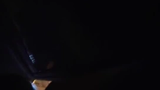 欧美日韩人妻激情-第一次与男友以外的男人在行使中车震!