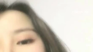 欧美日韩人妻激情-第一次与男友以外的男人在行使中车震!